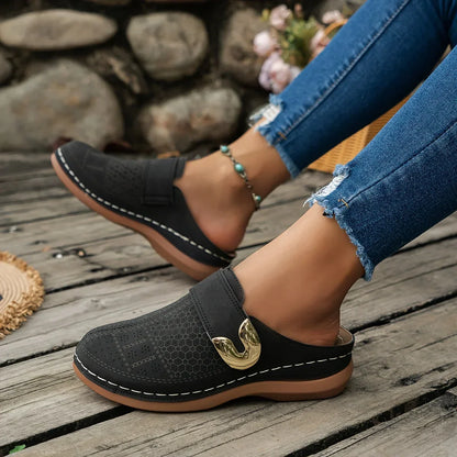 Zoccoli donna traforati | Slip-on con punta ampia e fibbia