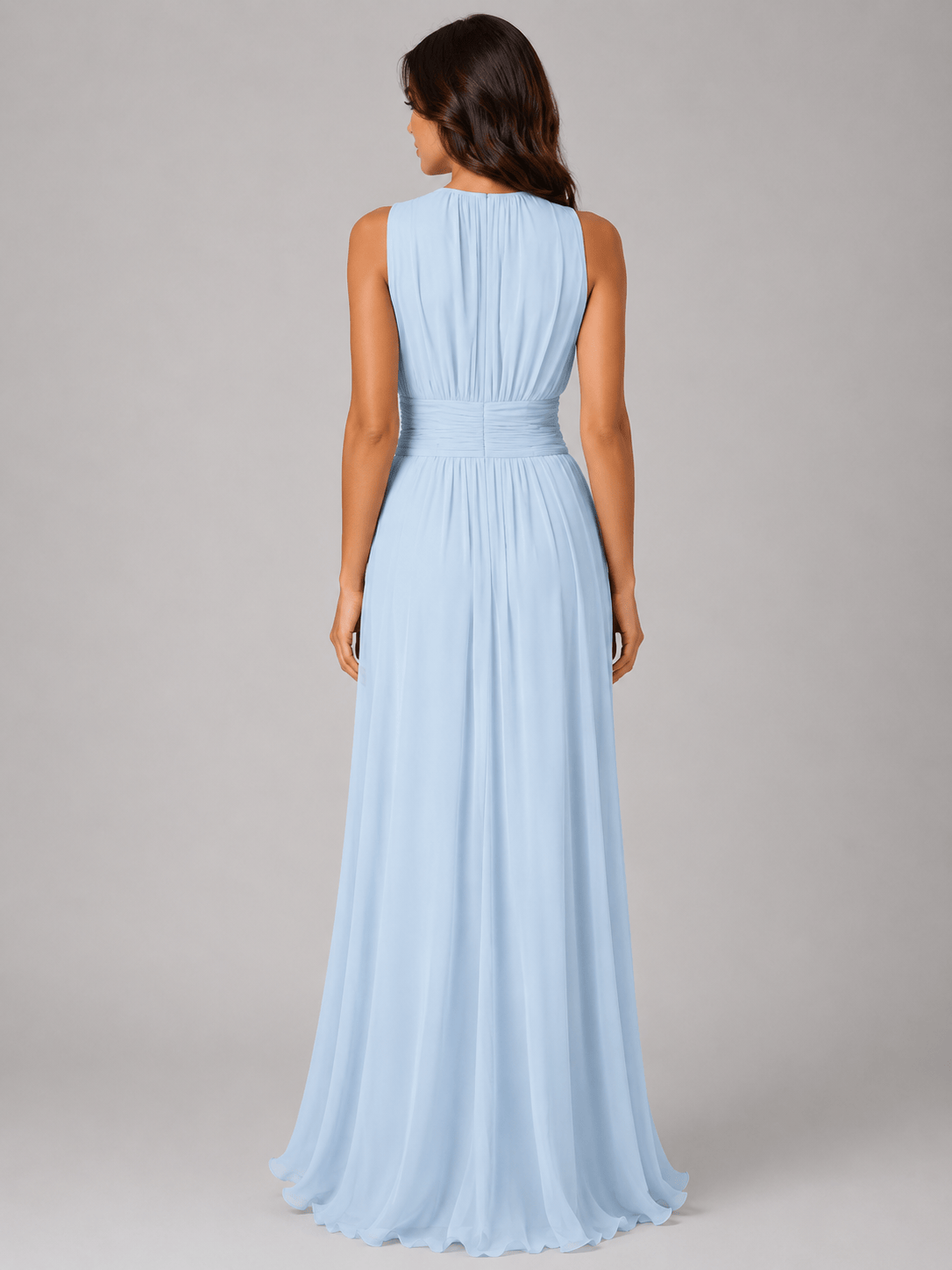 Abito Lungo in Chiffon Fluido con Collo Alto