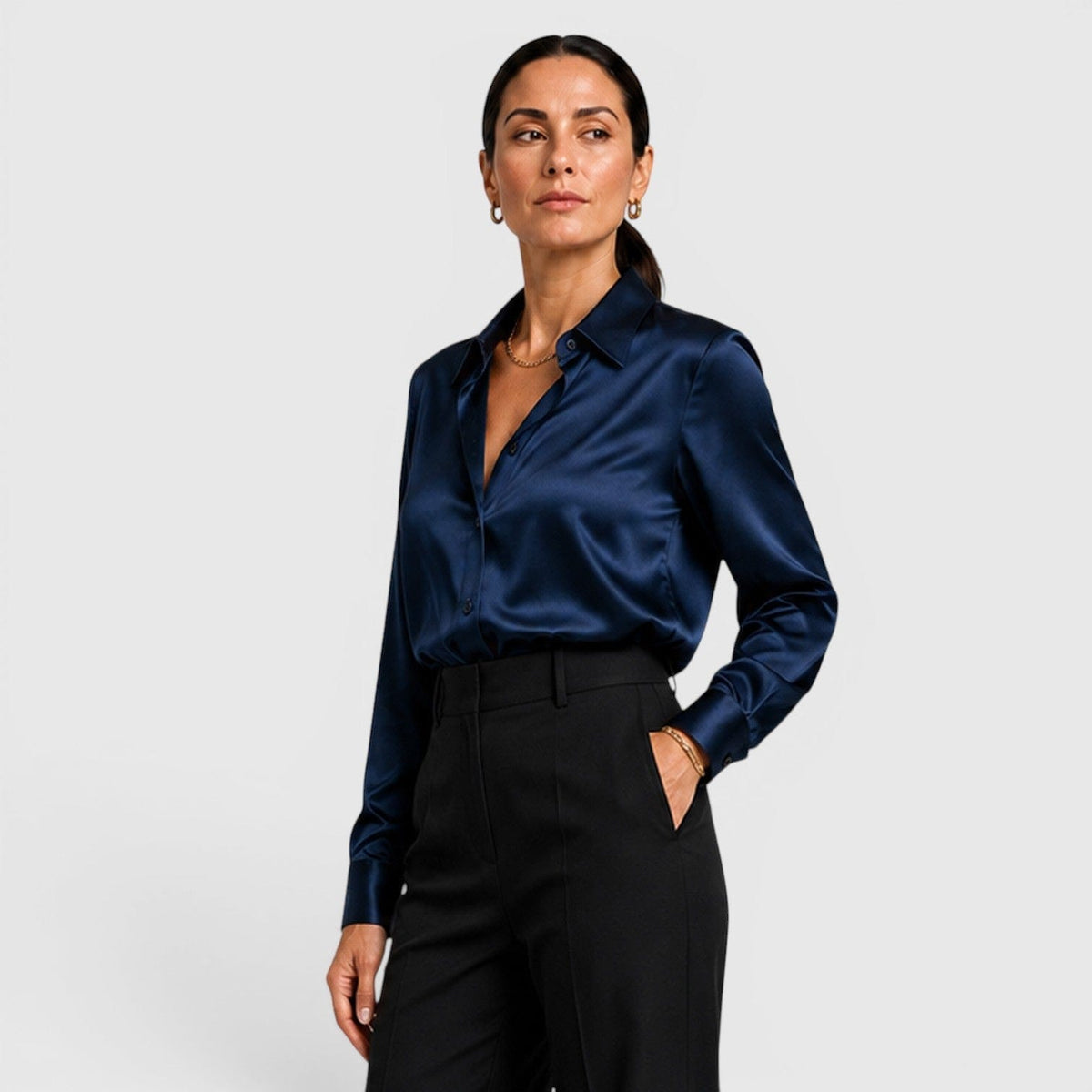 Blusa Donna in Raso Elegante a Maniche Lunghe