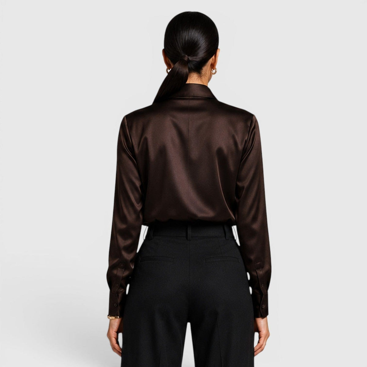 Blusa Donna in Raso Elegante a Maniche Lunghe