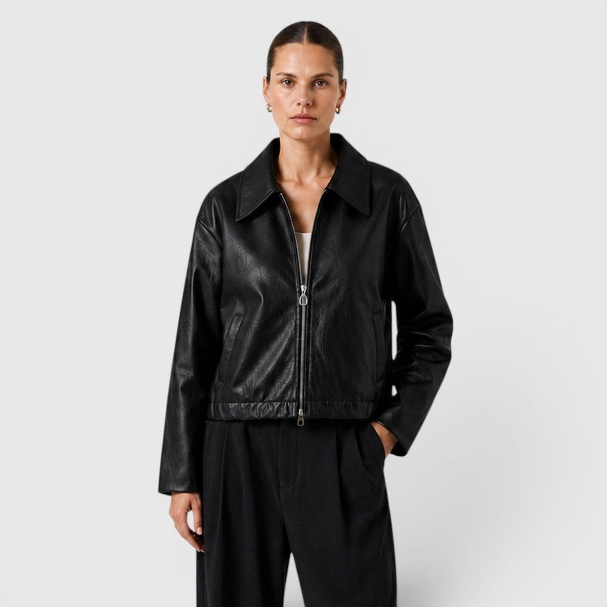 Giacca Donna Effetto Pelle | Zip Frontale, Tasche Ampie e Linea Comoda