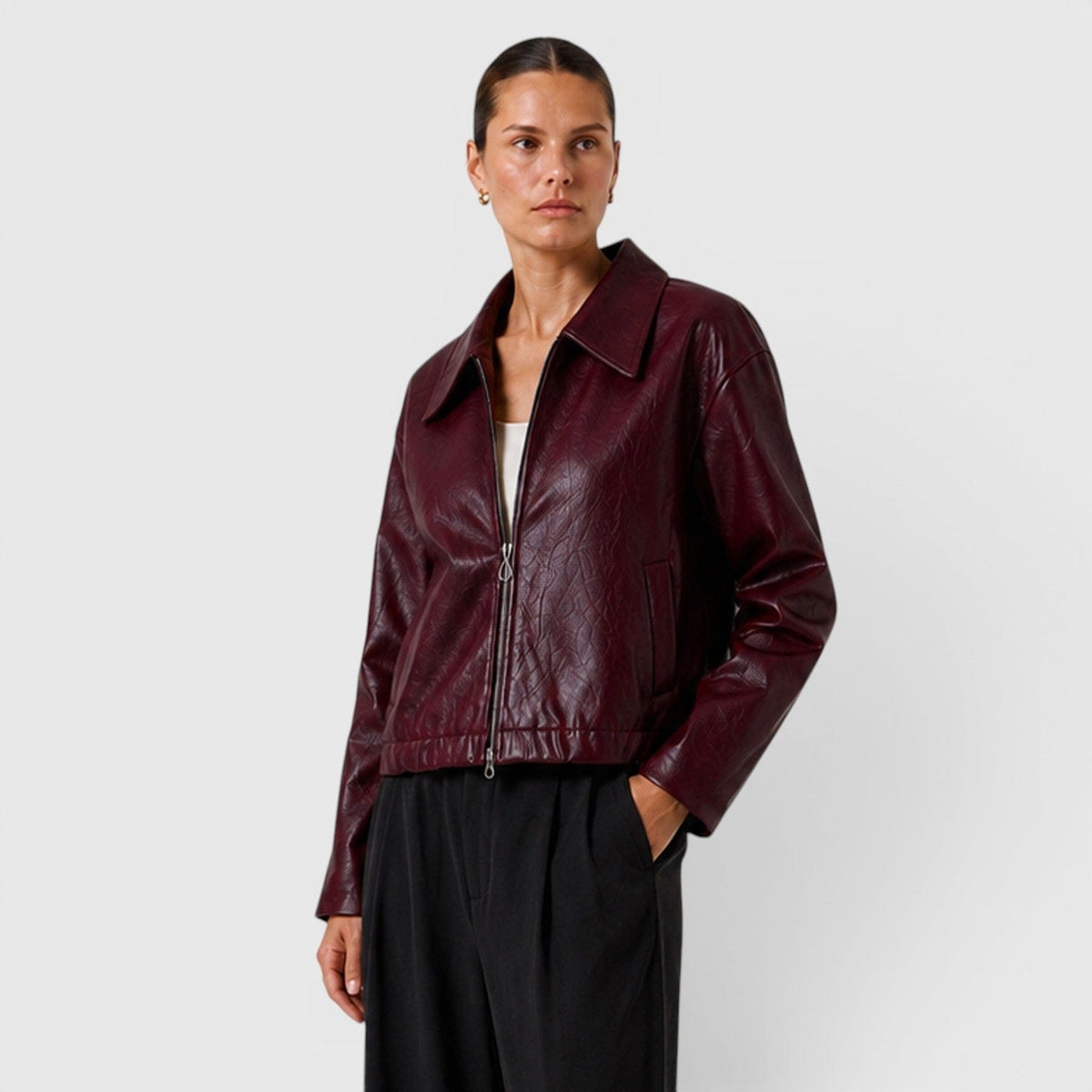 Giacca Donna Effetto Pelle | Zip Frontale, Tasche Ampie e Linea Comoda