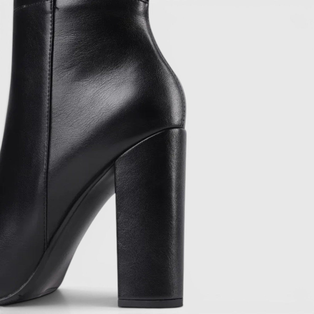 Stivali Donna al Ginocchio con Tacco Chunky e Zip Laterale