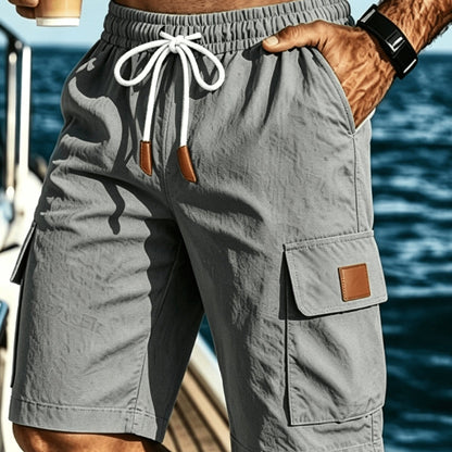 Bermuda cargo uomo con coulisse e tasche a patta