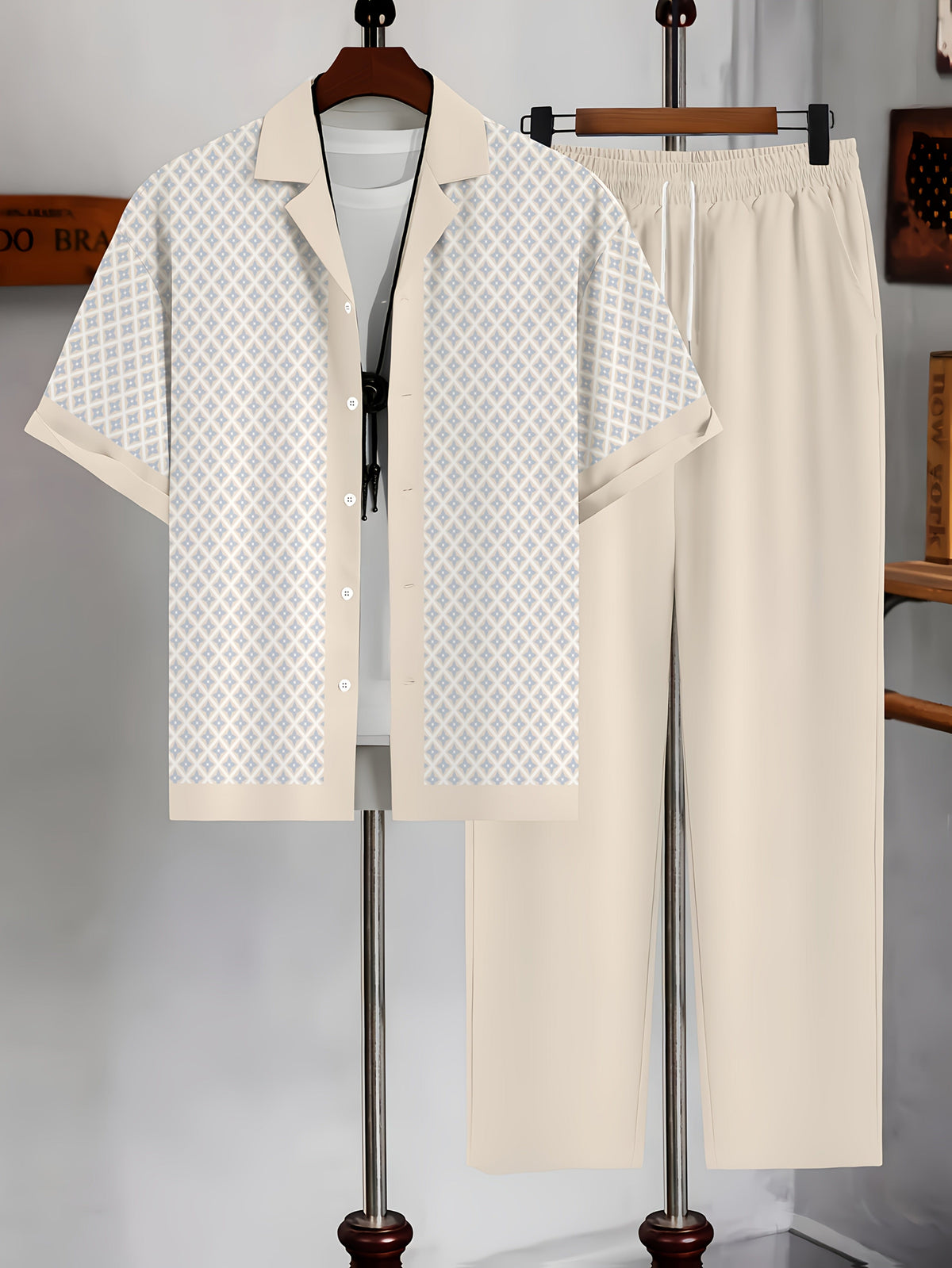 Completo Uomo Camicia e Pantaloni con Stampa Geometrica