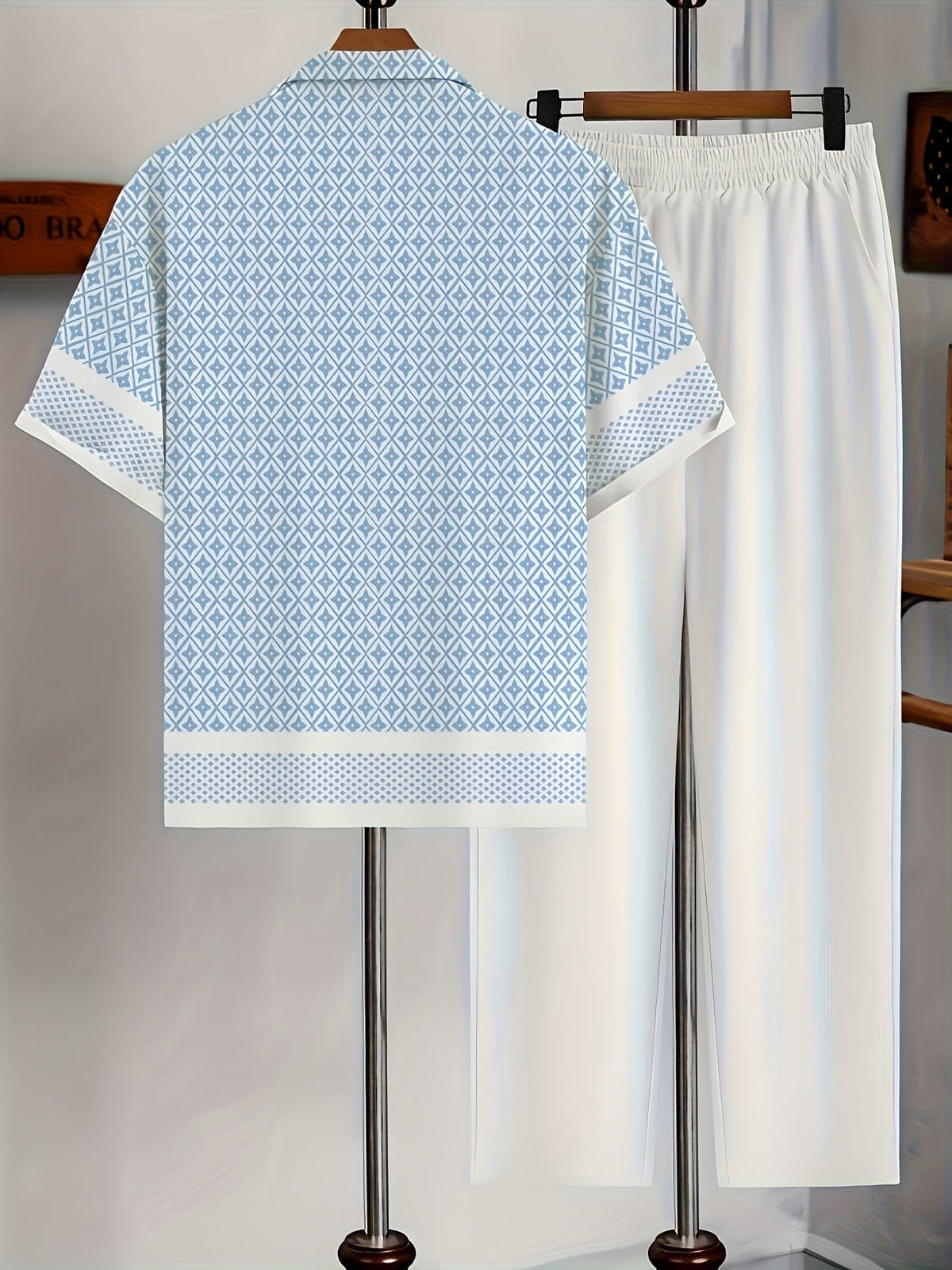 Completo Uomo Camicia e Pantaloni con Stampa Geometrica