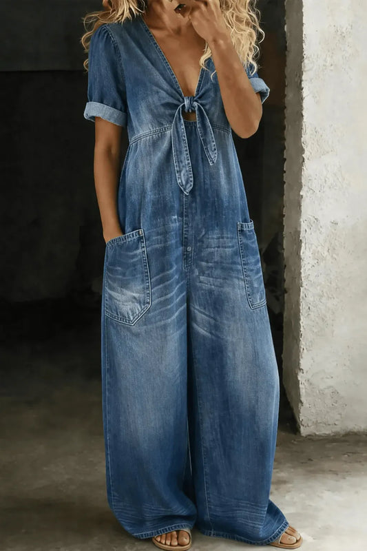 Jumpsuit Donna in Denim Scollo V Gamba Larga — vista frontale